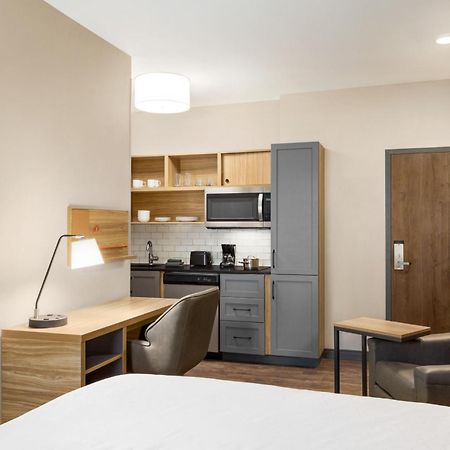 Candlewood Suites Miami - Doral By Ihg Tamiami Exteriör bild