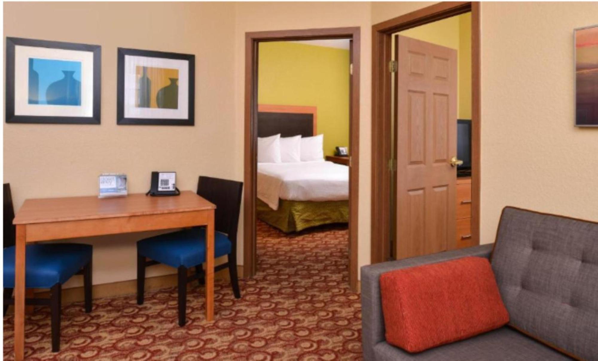 Candlewood Suites Miami - Doral By Ihg Tamiami Exteriör bild